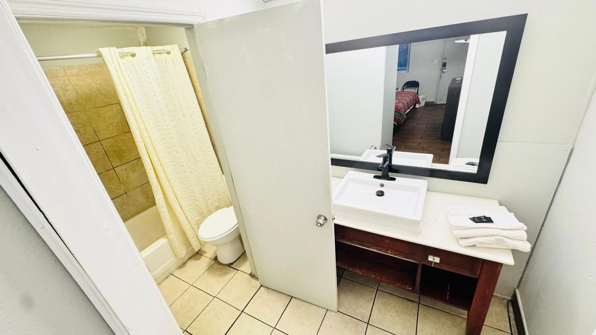 Cumberland Near Downtown - Nashville, Tn 3*