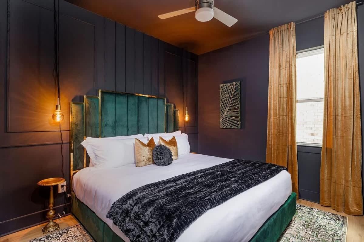 Holiday home The Gilded Getaway By Local