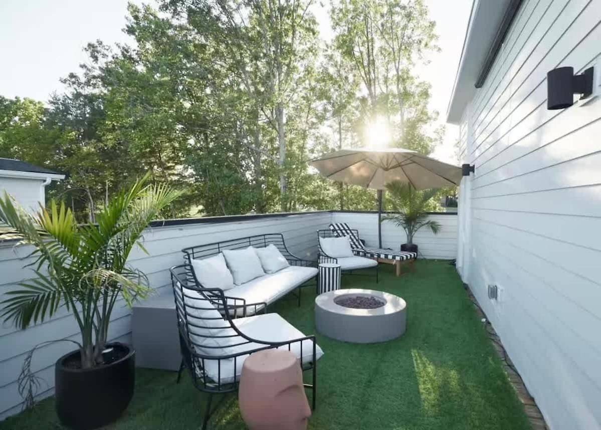 The Hall Haus By Local Holiday home