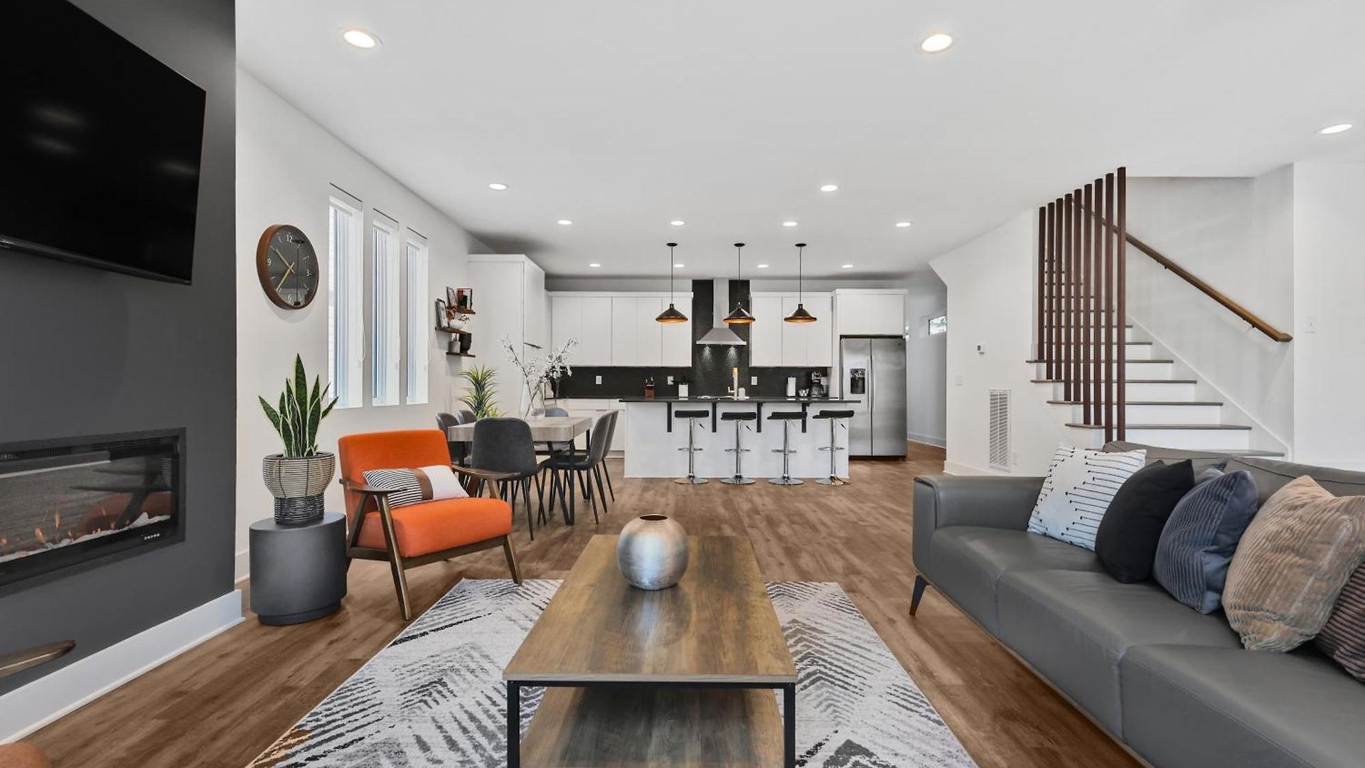 New Modern 4br Extended - Fully Equipped - Workspace - Parking *