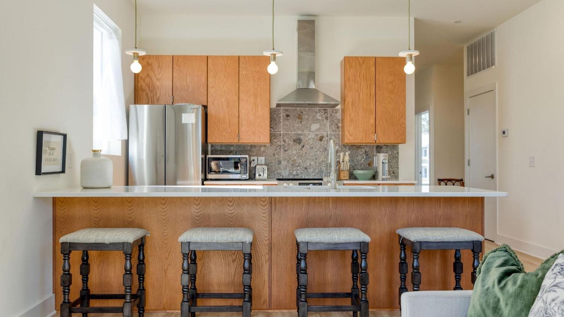 Hearth And Hideout By Avantstay Holiday home