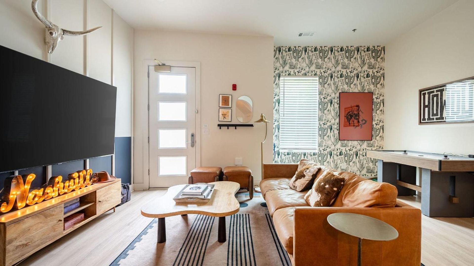 Outrider Buyout - 2 Units By Avantstay Holiday home *
