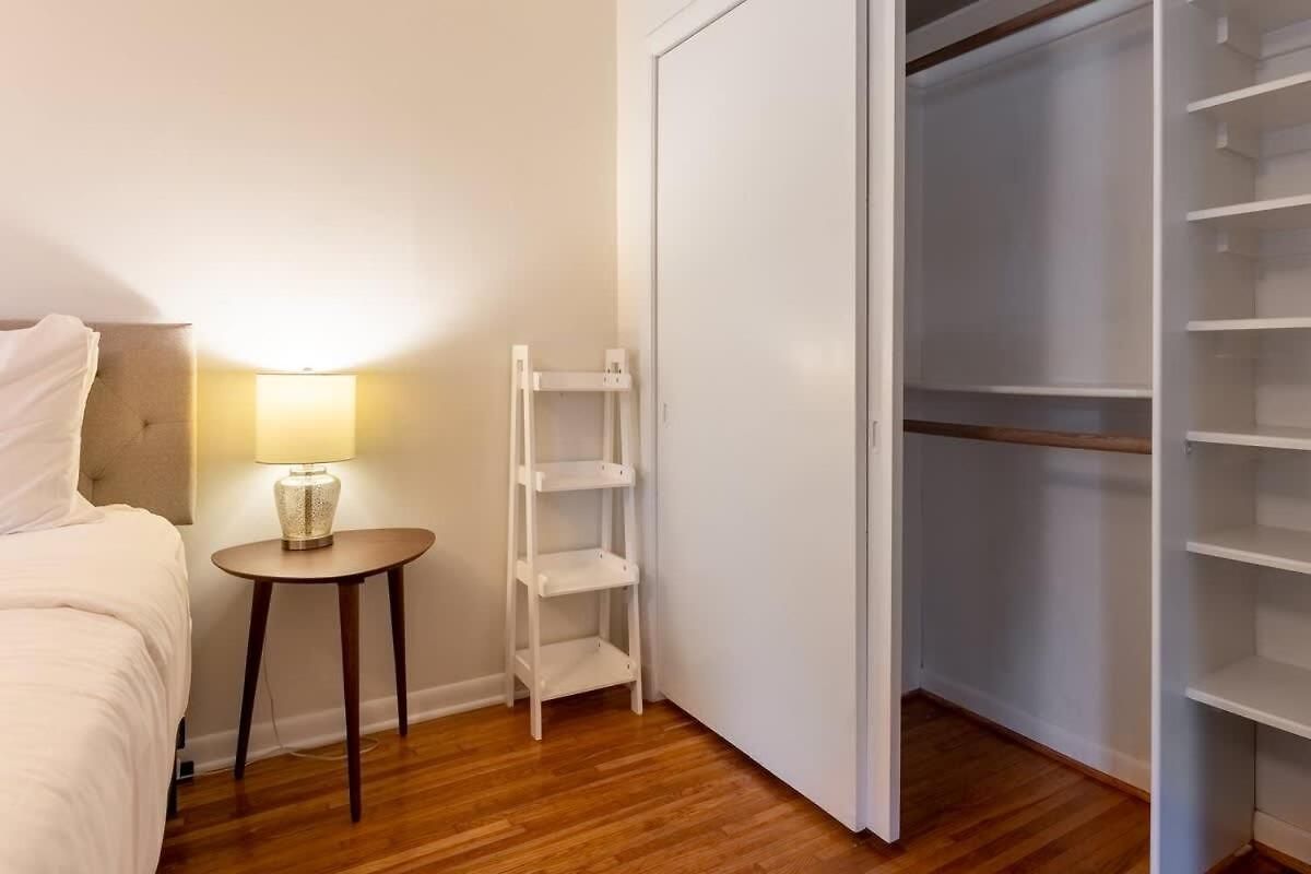 The Awhile By Local Holiday home Nashville