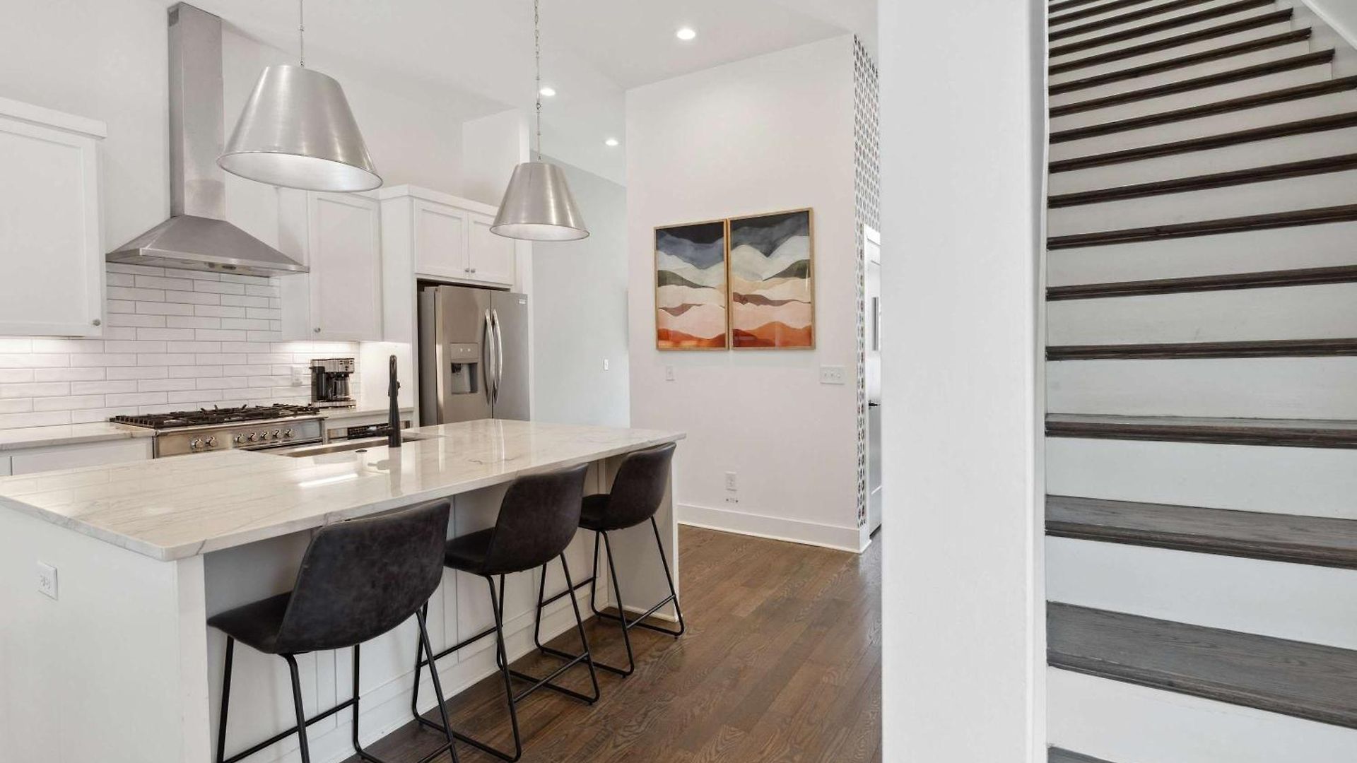 West End Oasis-new Building & Rooftop Views Holiday home