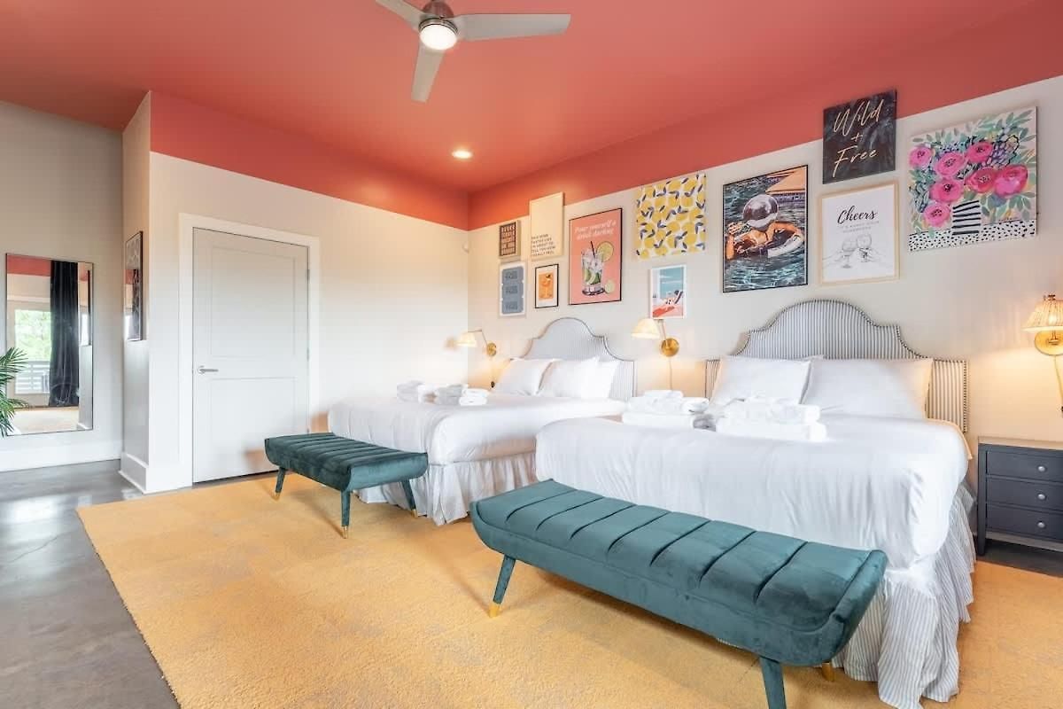 Holiday home Ladies Lounge By Local Nashville
