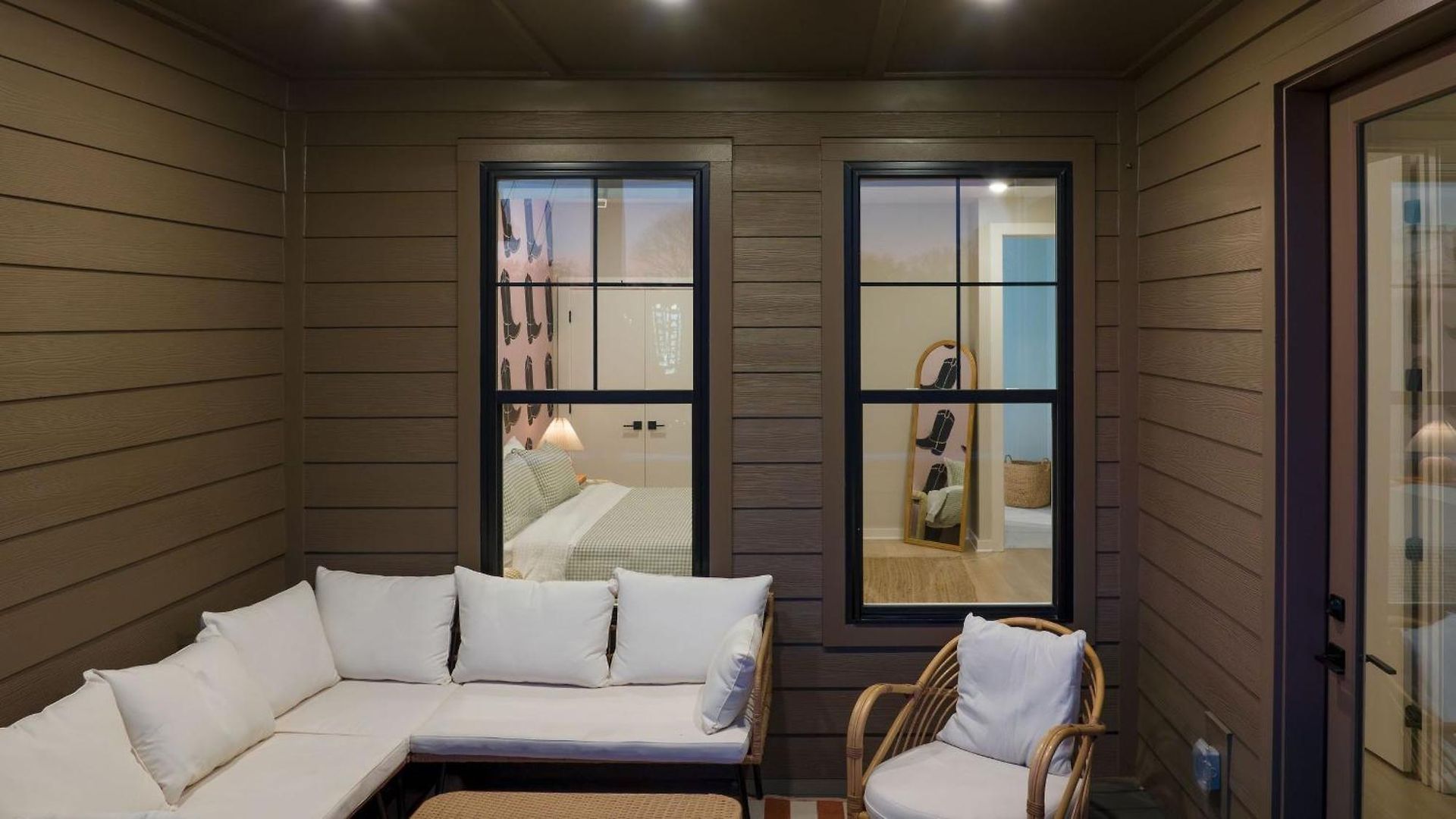 Holiday home Newly Built 4bdr Townhome W Balcony Minutes To Broadway Lischey By Avantstay *