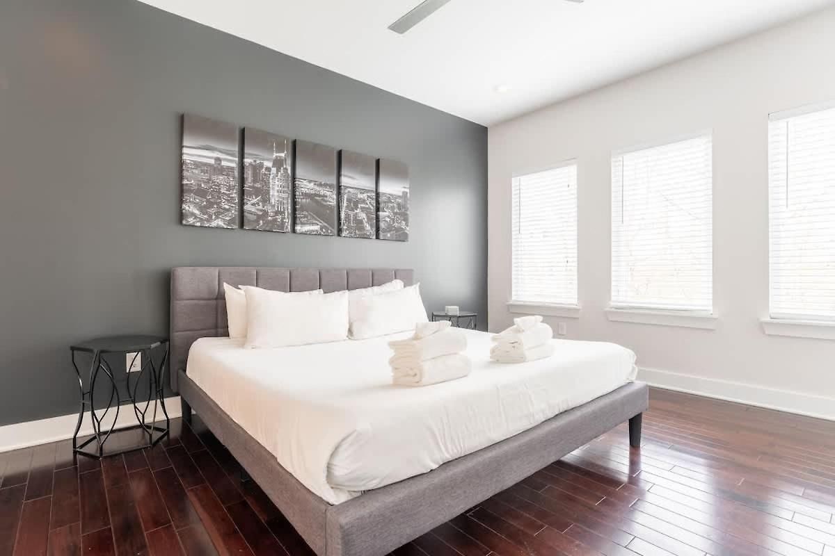 Holiday home The Taylor By Local Nashville