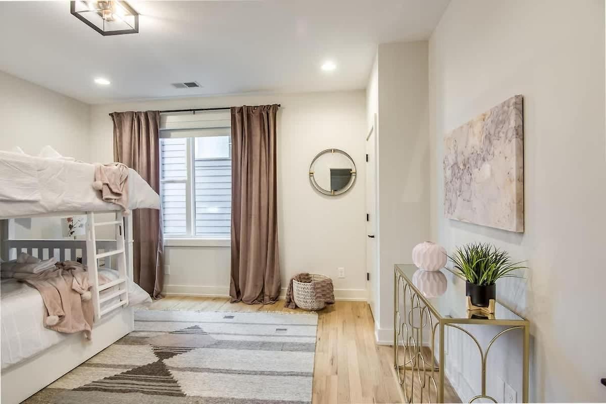 The Rooftop Retreat By Local Holiday home Nashville