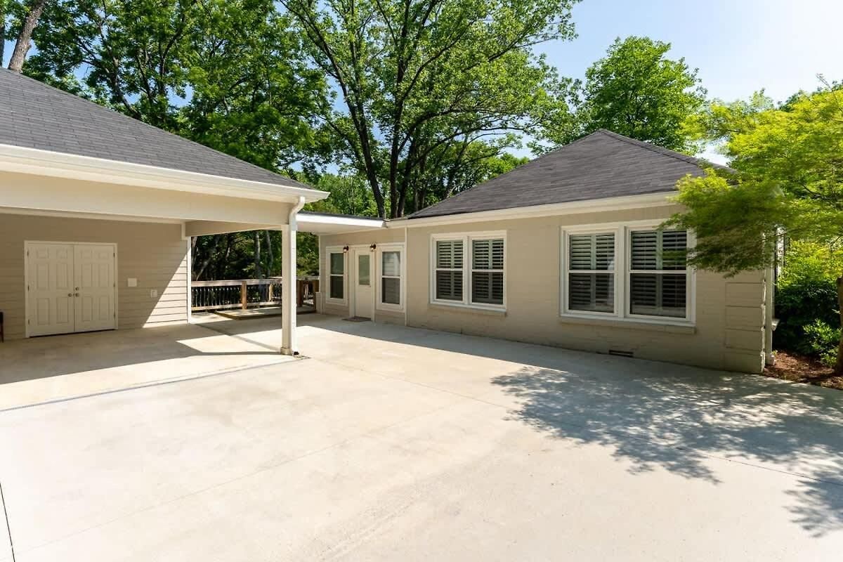 Holiday home The Eloise By Local Nashville