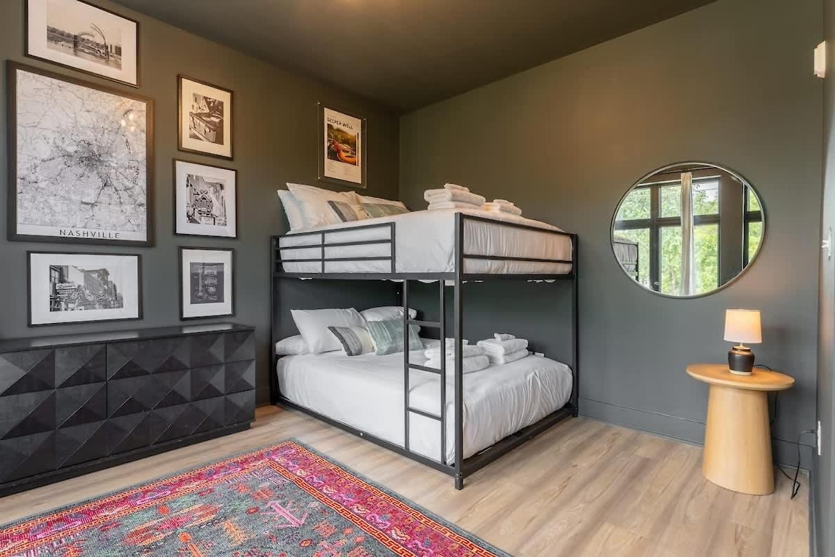 Golden Hour By Local Holiday home Nashville