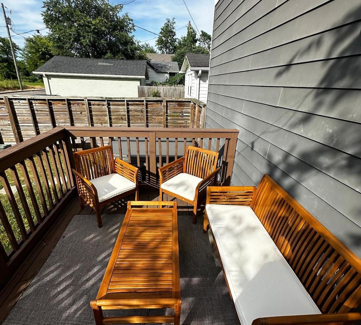 Speakeasy Game Room, Hot Tub, Fire Pit, King Bed - Close To Downtown