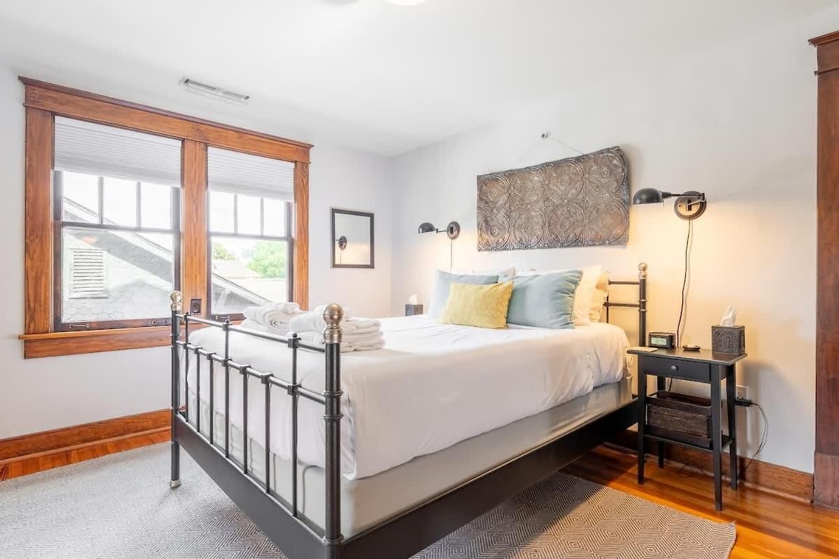 Boscobel Apartment *