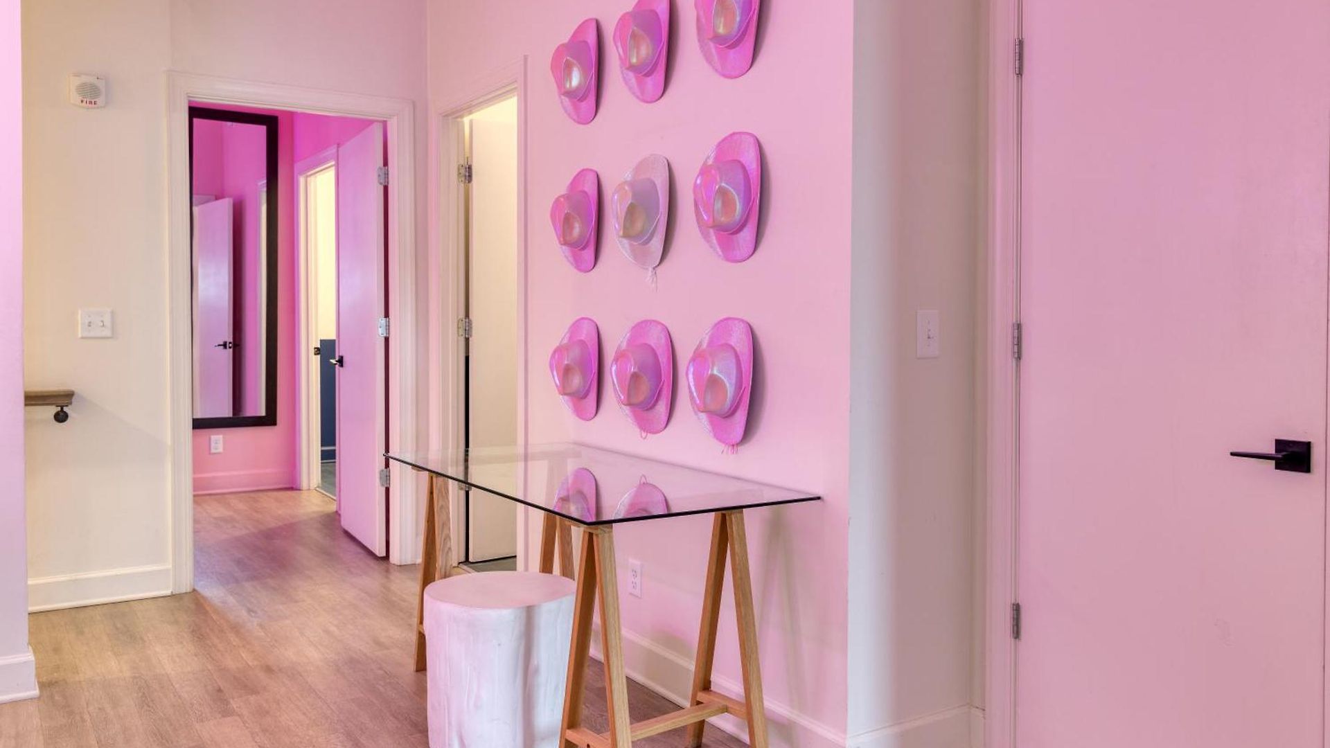 The Conway By Avantstay Apartment