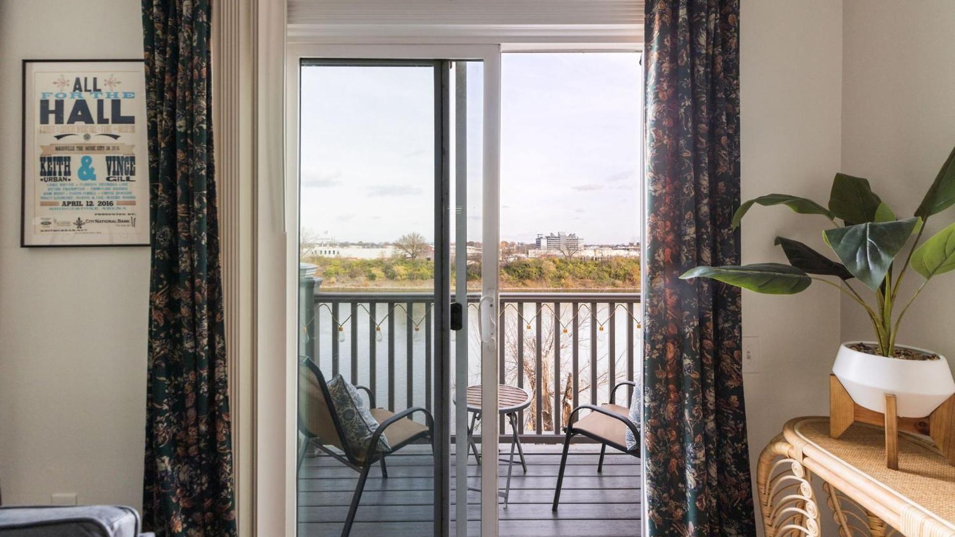 Apartment In The Heart Of - Unit794 *