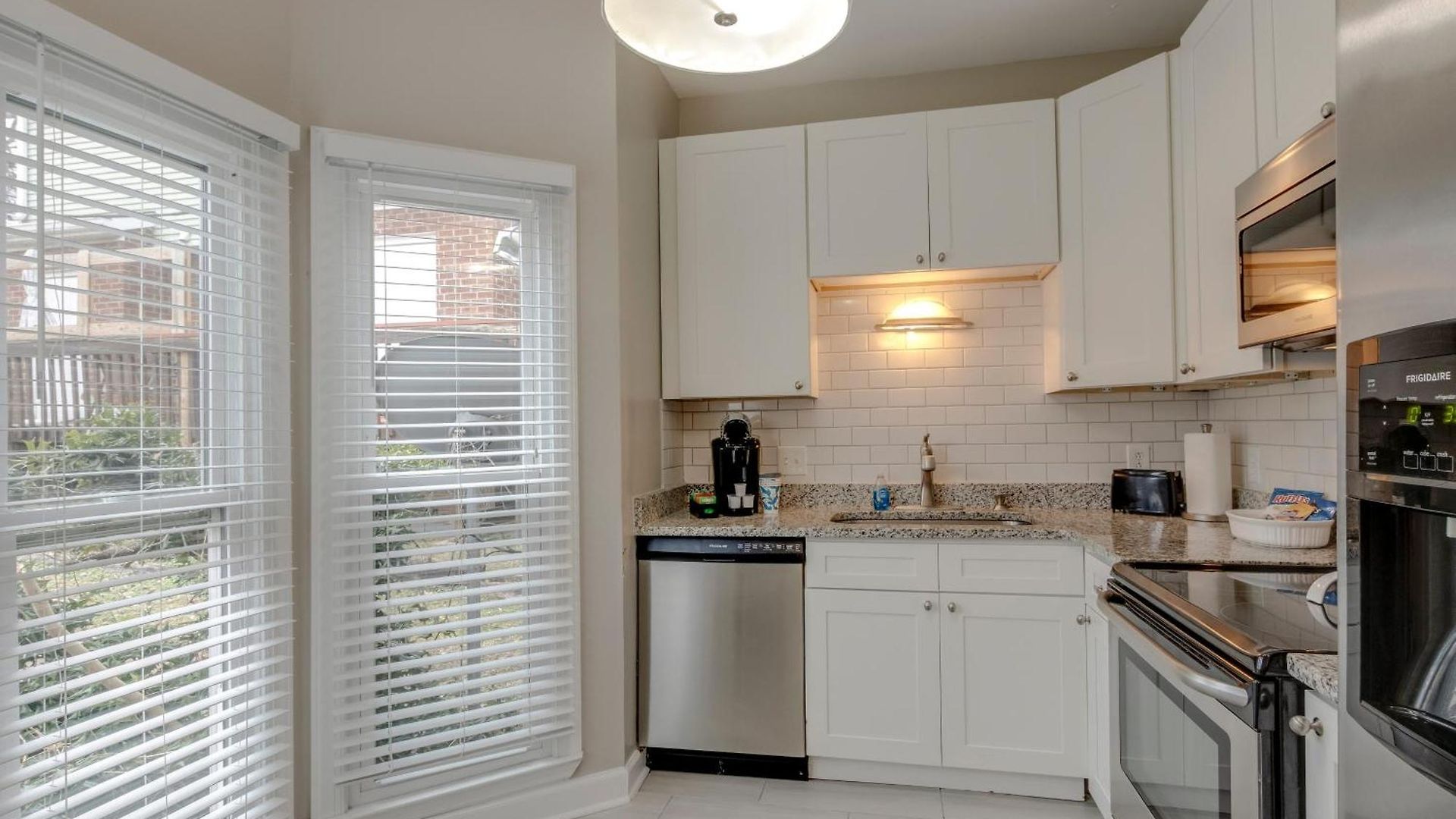 Holiday home Hillsboro Village-free Parking-9 Mins To Downtown! Nashville