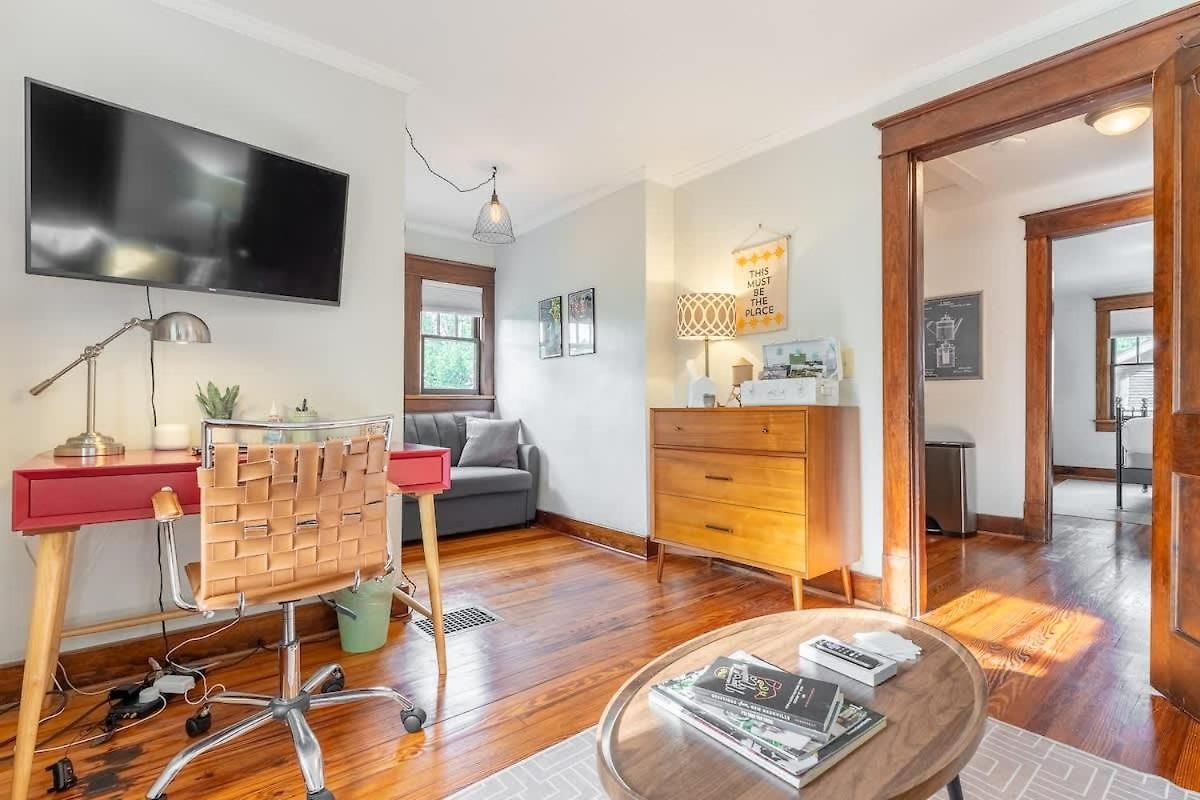 Boscobel Apartment