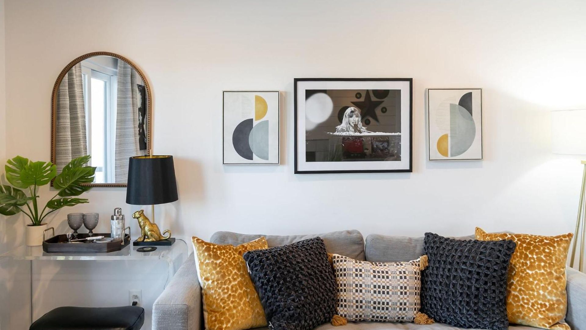 Downtown Riverfront Unit 762 * Nashville