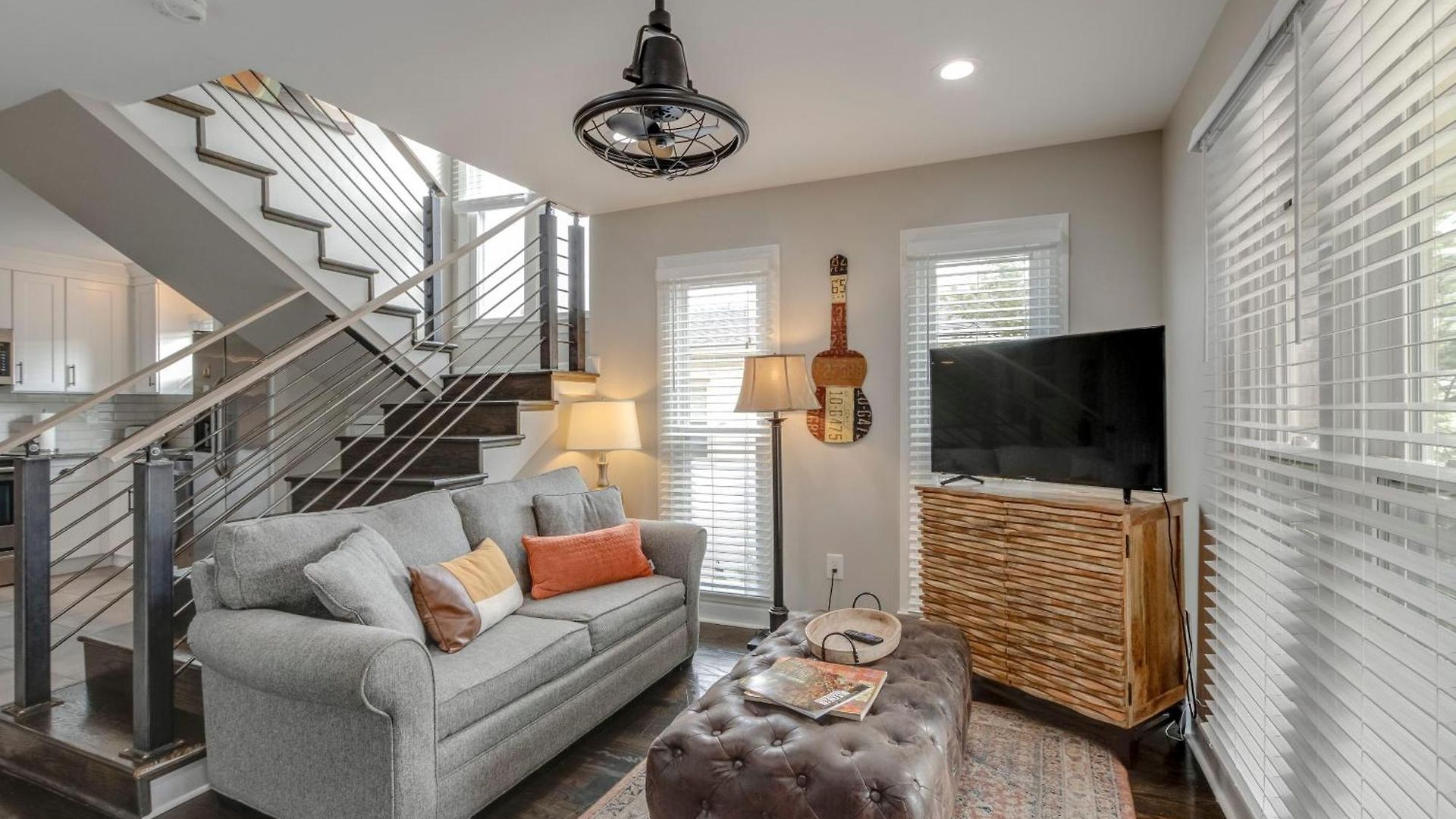Steps From Hillsboro Village, Downtown 9 Mins Away * Nashville