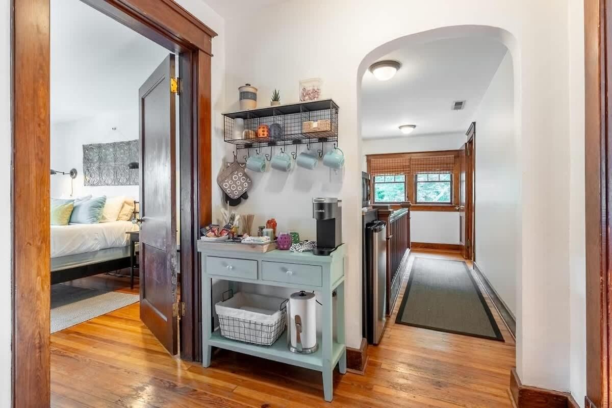 Boscobel Apartment