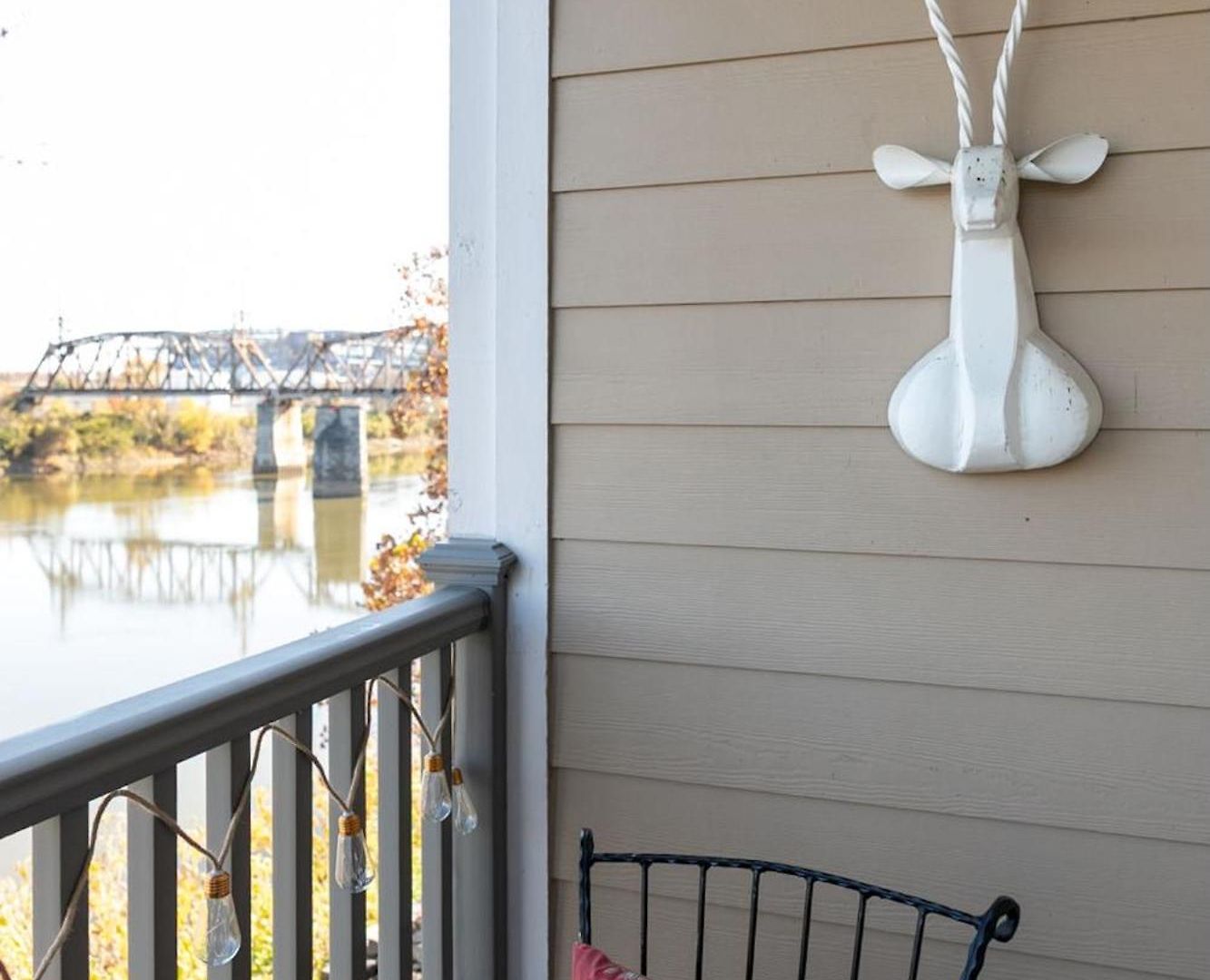 Downtown Riverfront Unit 762 * Nashville