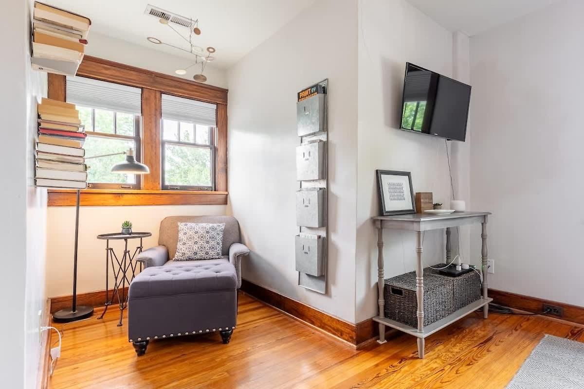 Boscobel Apartment