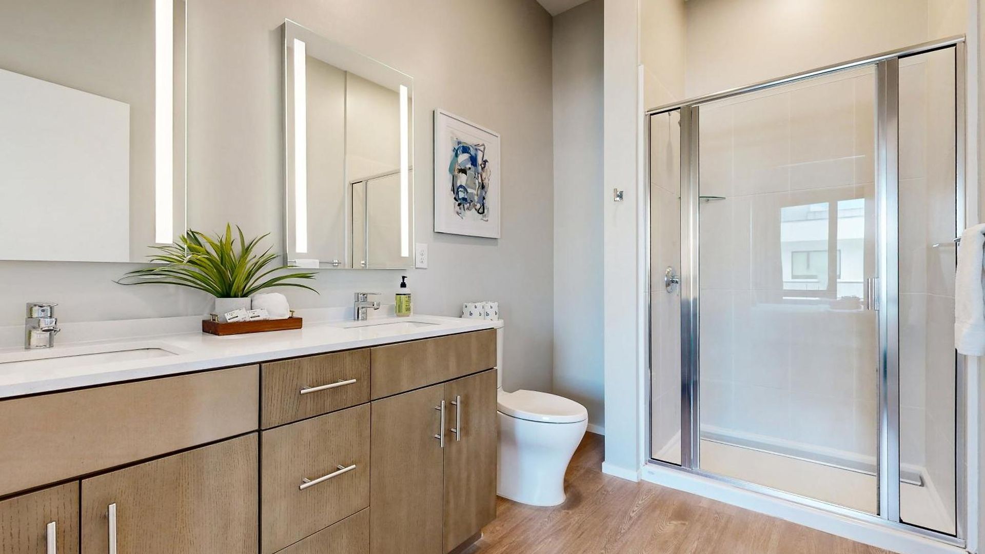 Apartment Illume 303 *