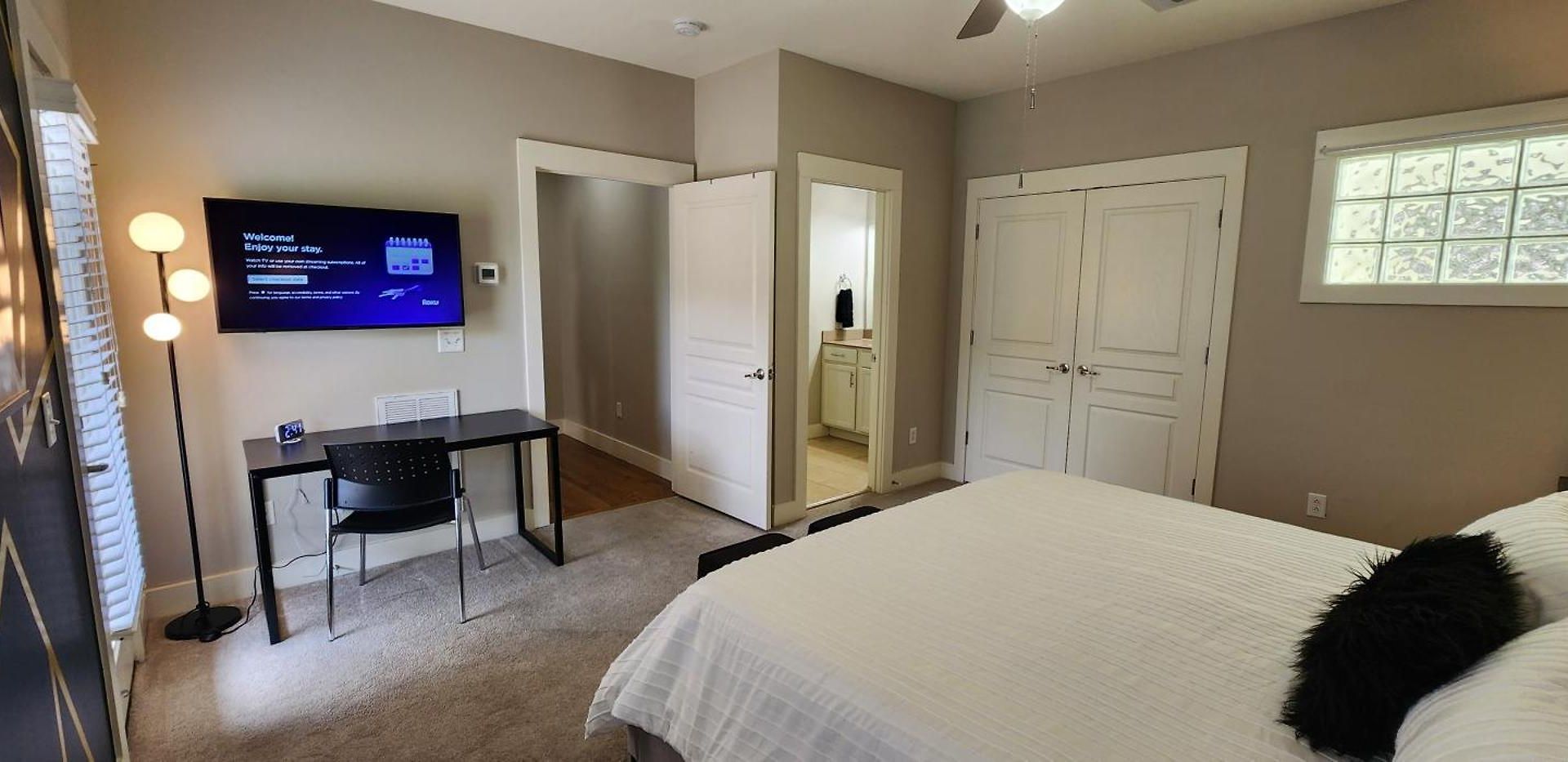 Apartment The Johnny Cash - Music Row District - Free Garage Parking - King Bed Nashville