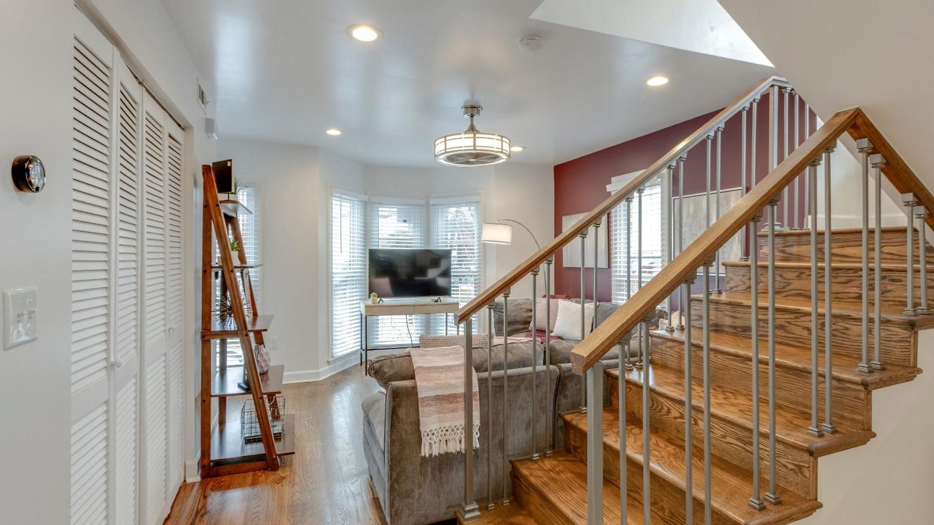 Apartment Steps From Vandy, Live Music-downtown 9 Mins Away! Nashville