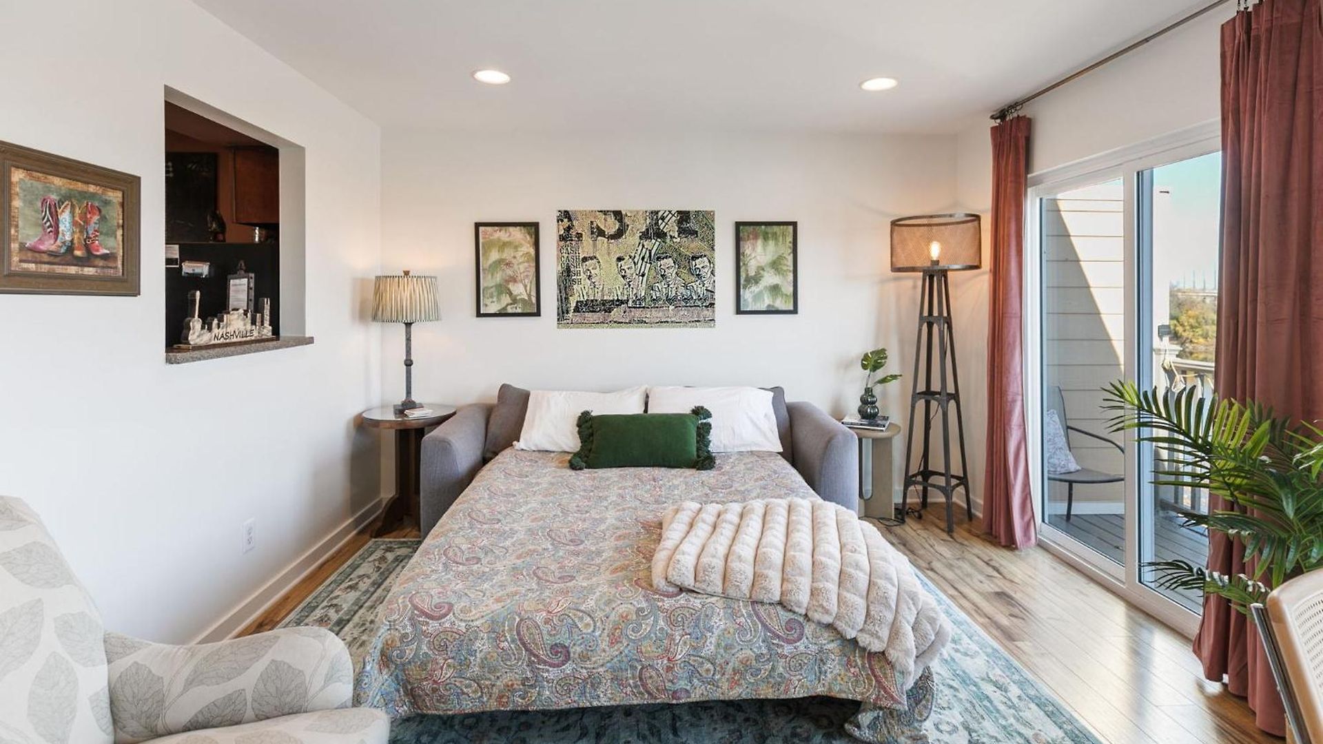 Downtown Riverfront Unit 780