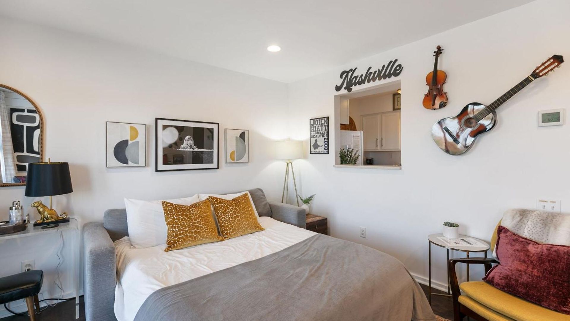Downtown Riverfront Unit 762 Apartment