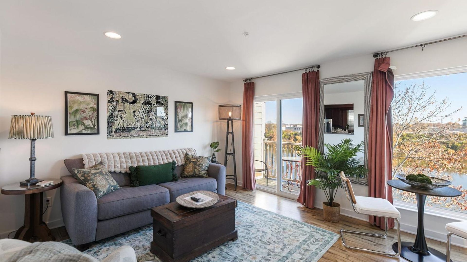 Downtown Riverfront Unit 780 * Nashville