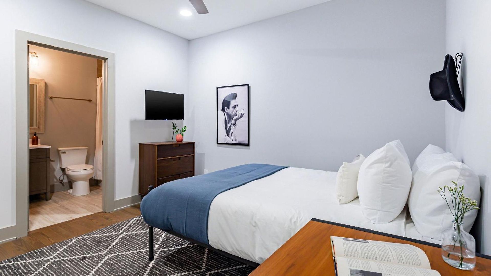 Waverly By Avantstay Apartment