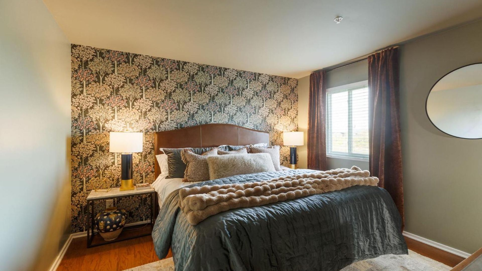 Downtown Riverfront Unit 790 *