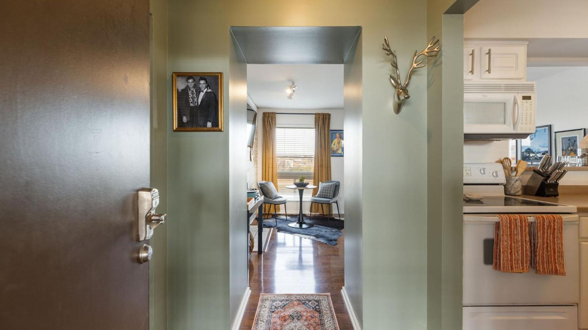 Apartment Downtown Riverfront Unit 790
