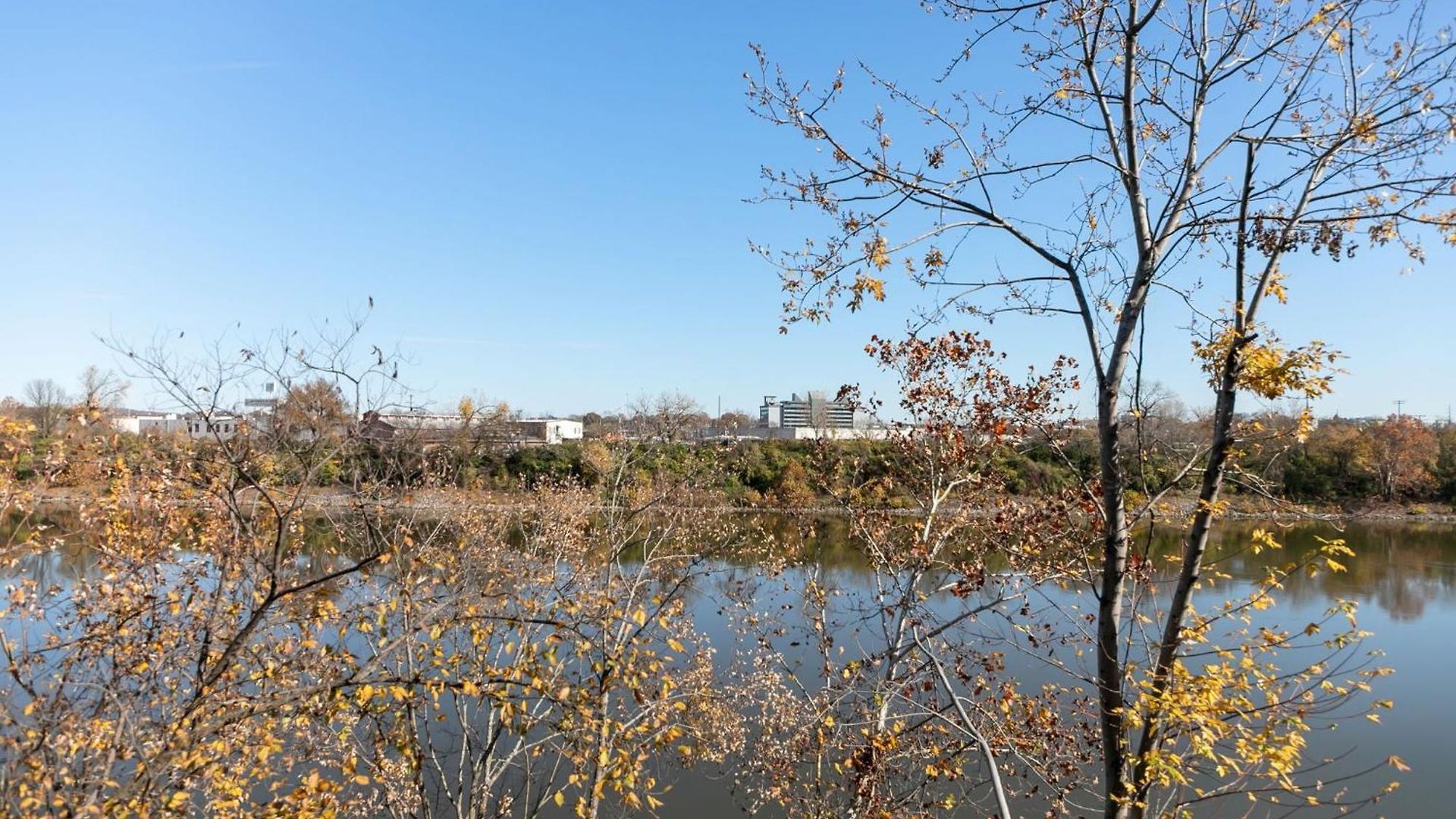 Downtown Riverfront Unit 762 * Nashville