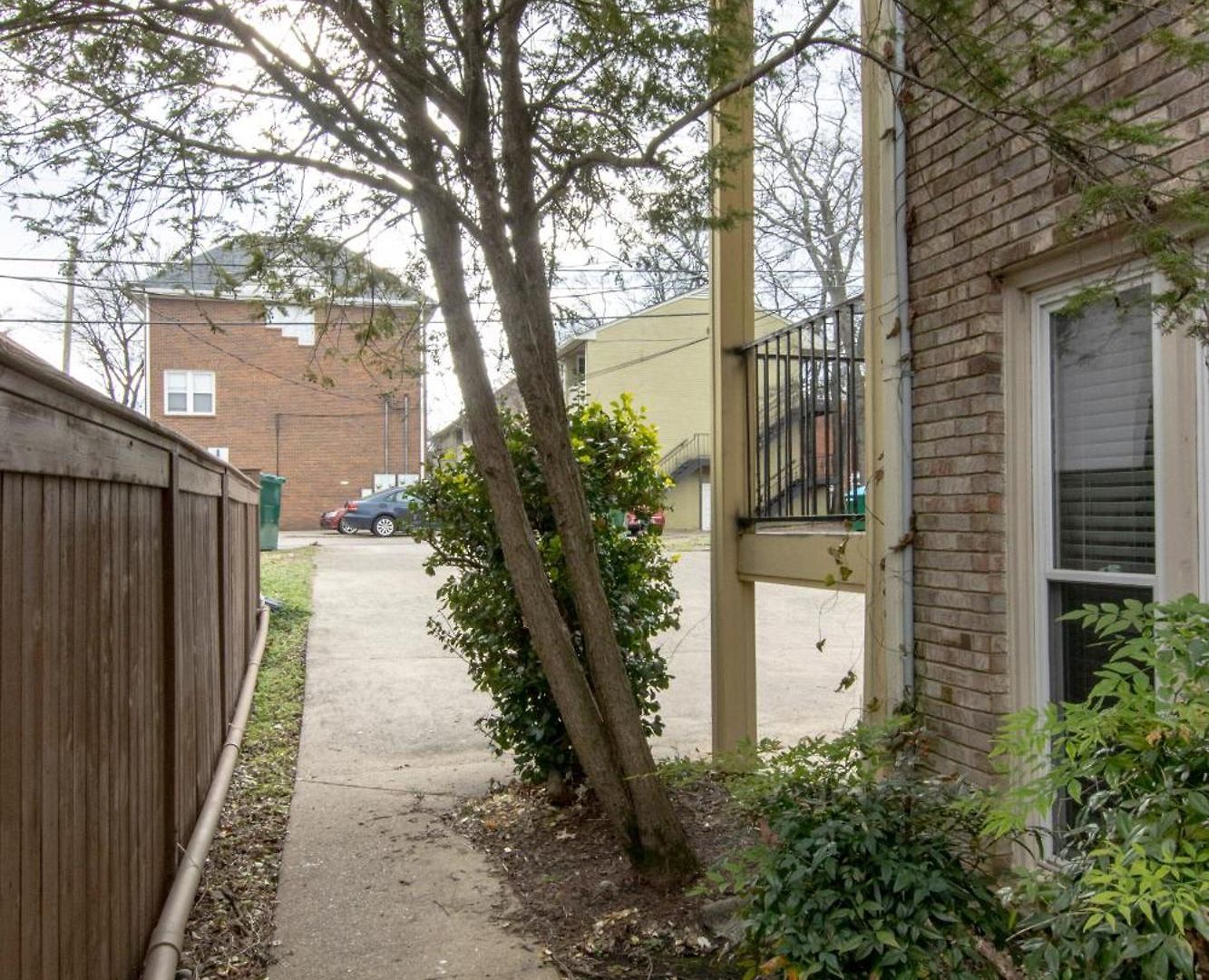Steps From Vandy, Live Music-downtown 9 Mins Away! Apartment *