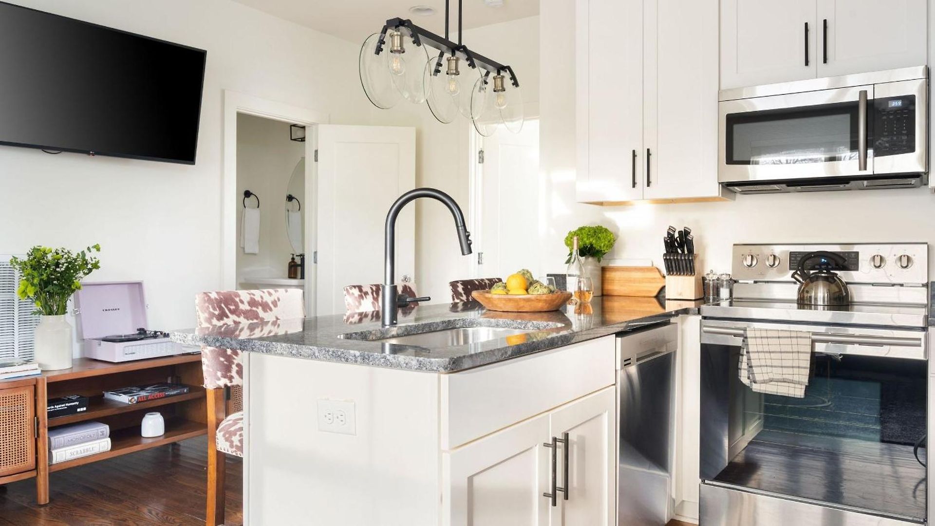 Hart Buyout 3 By Avantstay Two Town House Buyout W Modern Amenities In Nashville