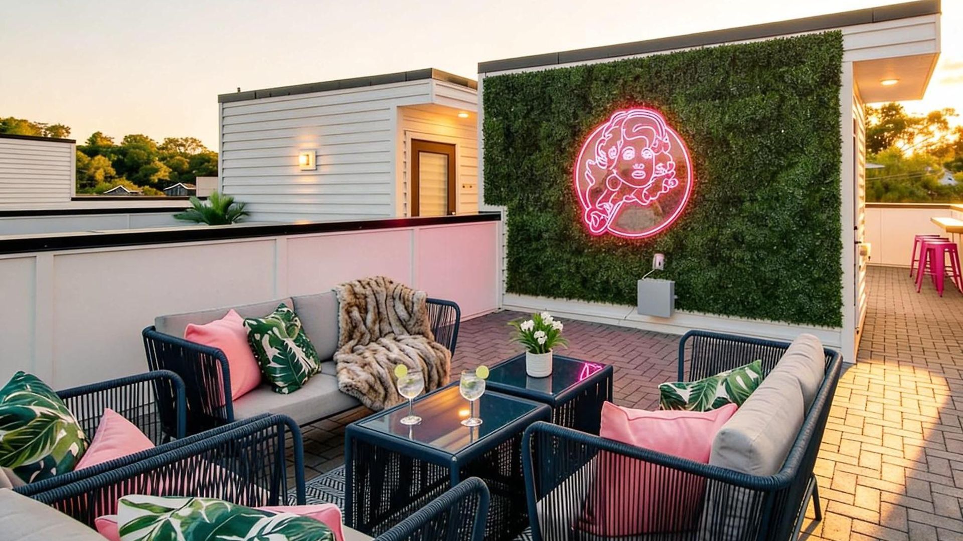 Holiday home New Dollys Dream 12 Beds Downtown Nash Opry Karaoke *