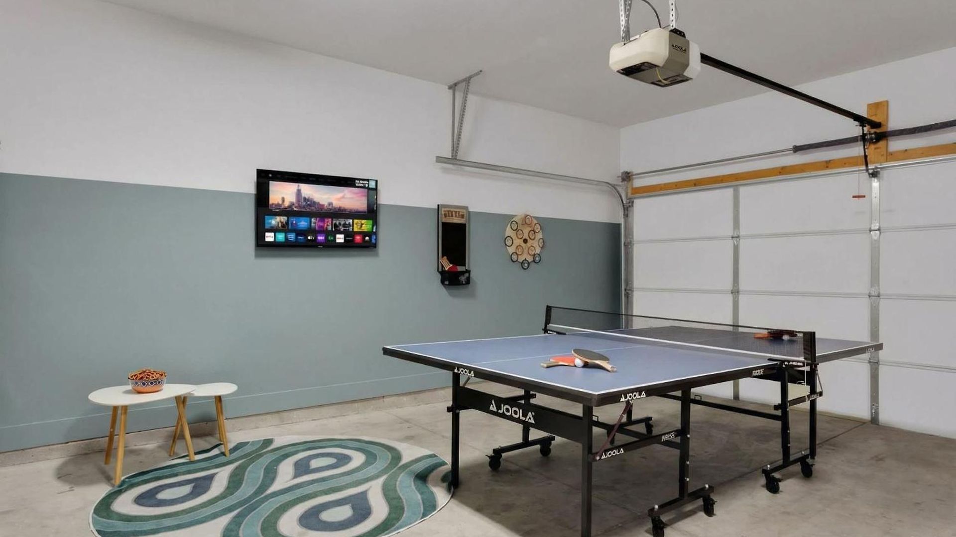 Lux Retreat 12 Beds Games Bar * Nashville
