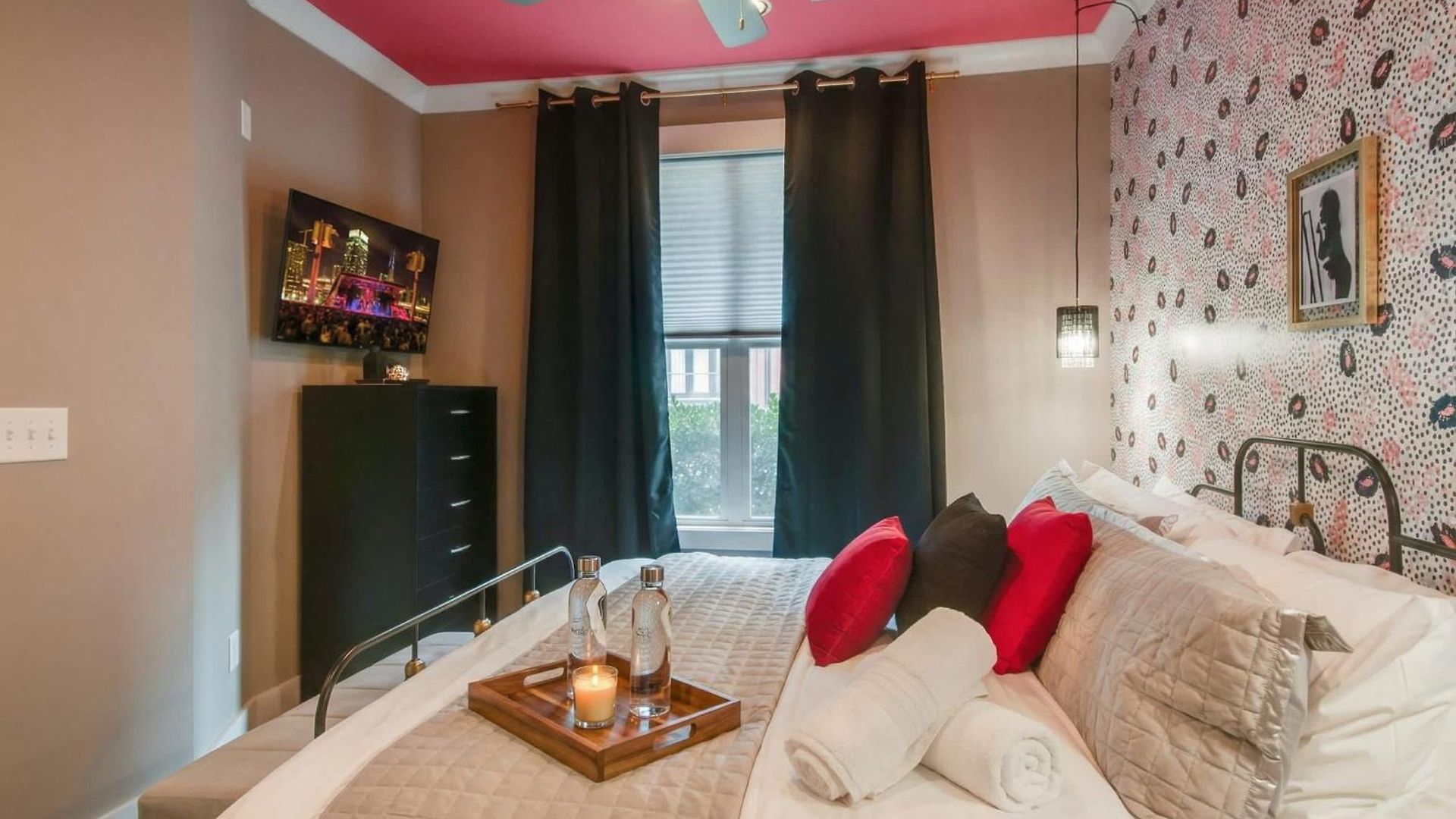 Close To The Gulch - Book Today Nashville