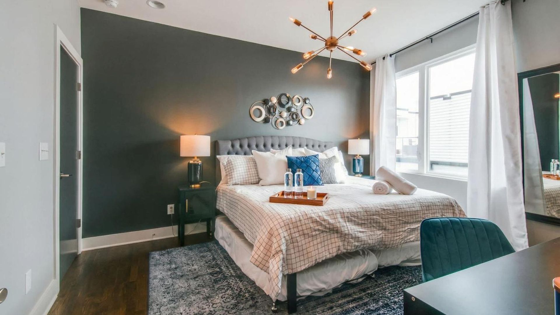 King & Queen 2 Homes - 24 Beds Views Nashville