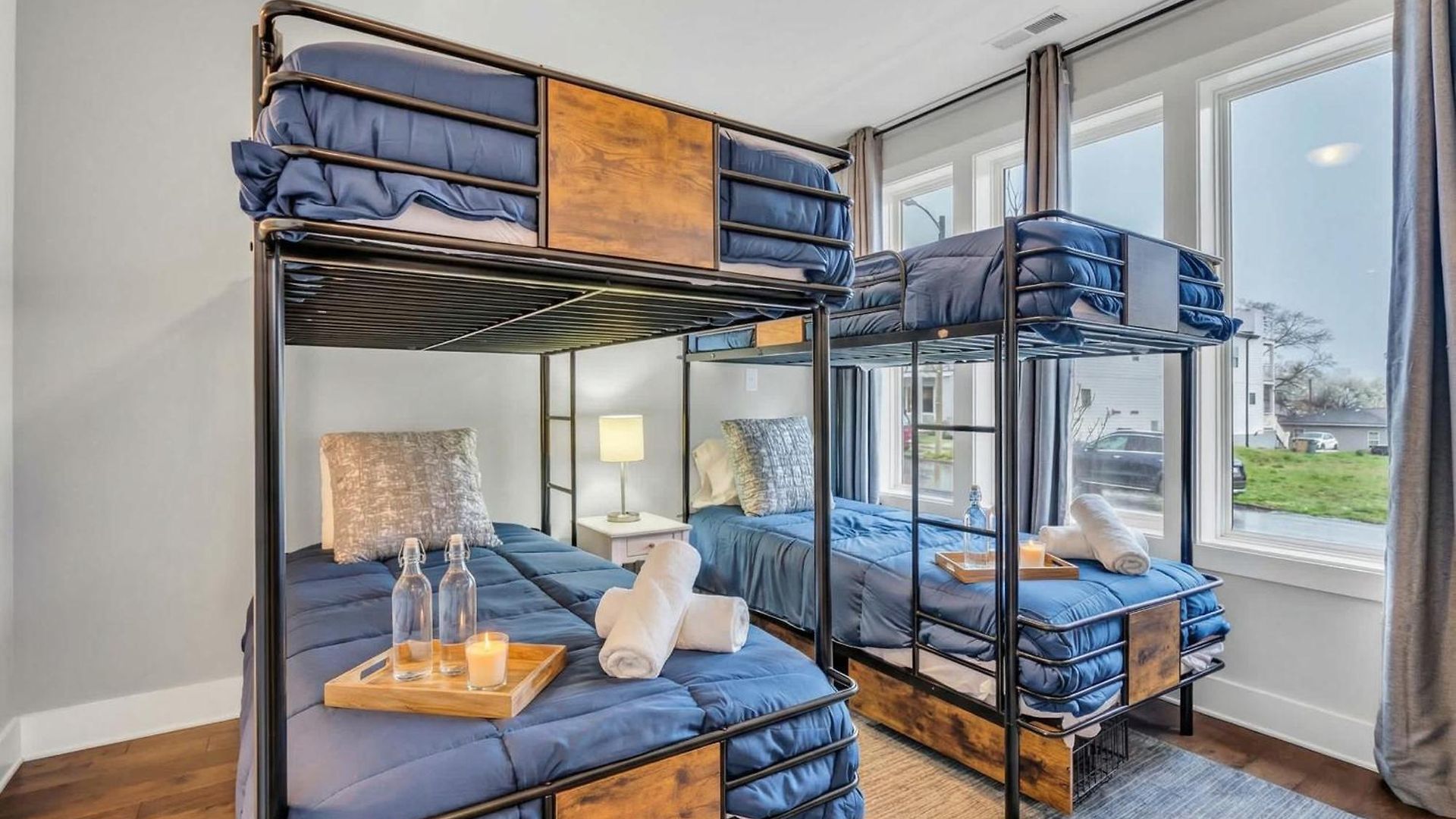 New Luxe 4br 12 Beds - Roofdeck Views - Chefs Kitchen Nashville