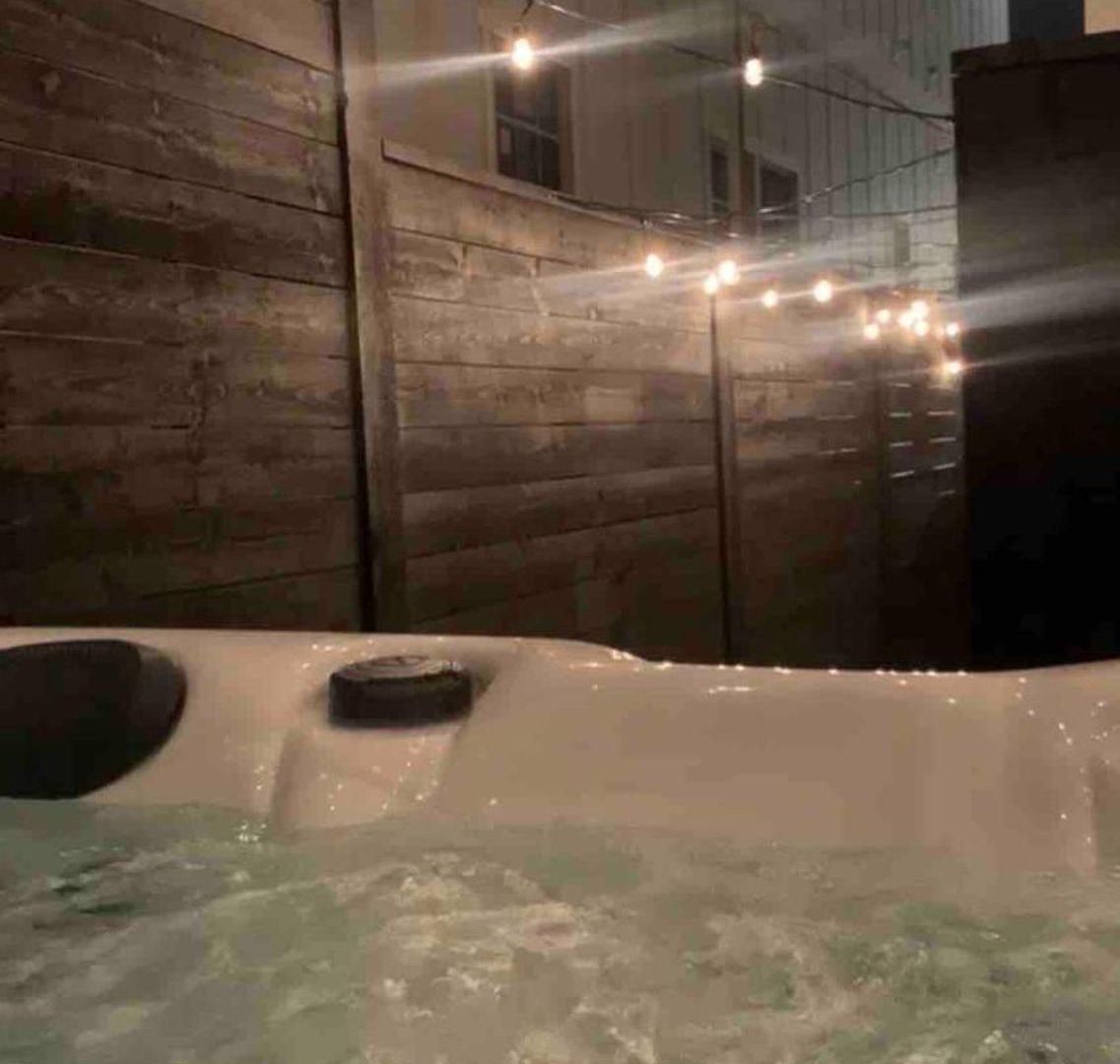 Holiday home Music Hall ♫ Hot Tub/stage/rooftop/walk To Gulch! Nashville