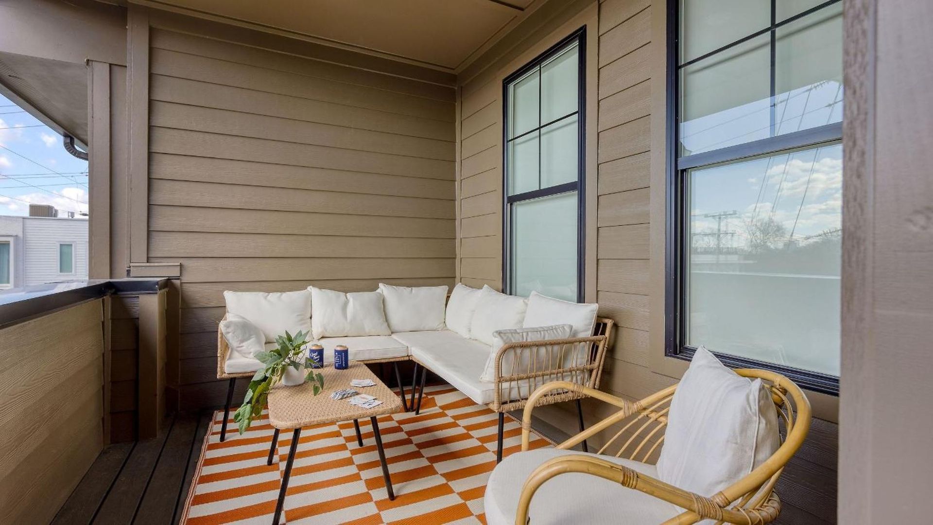 Newly Built 4bdr Townhome W Balcony Minutes To Broadway Lischey By Avantstay Holiday home *