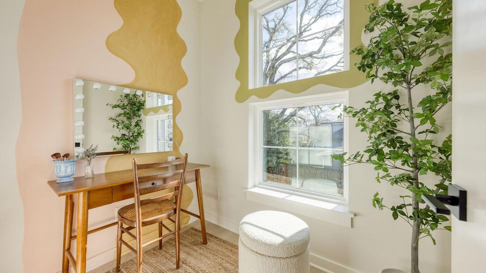 Stunning New Build In East Nash Minutes To Broadway The Stage By Avantstay *