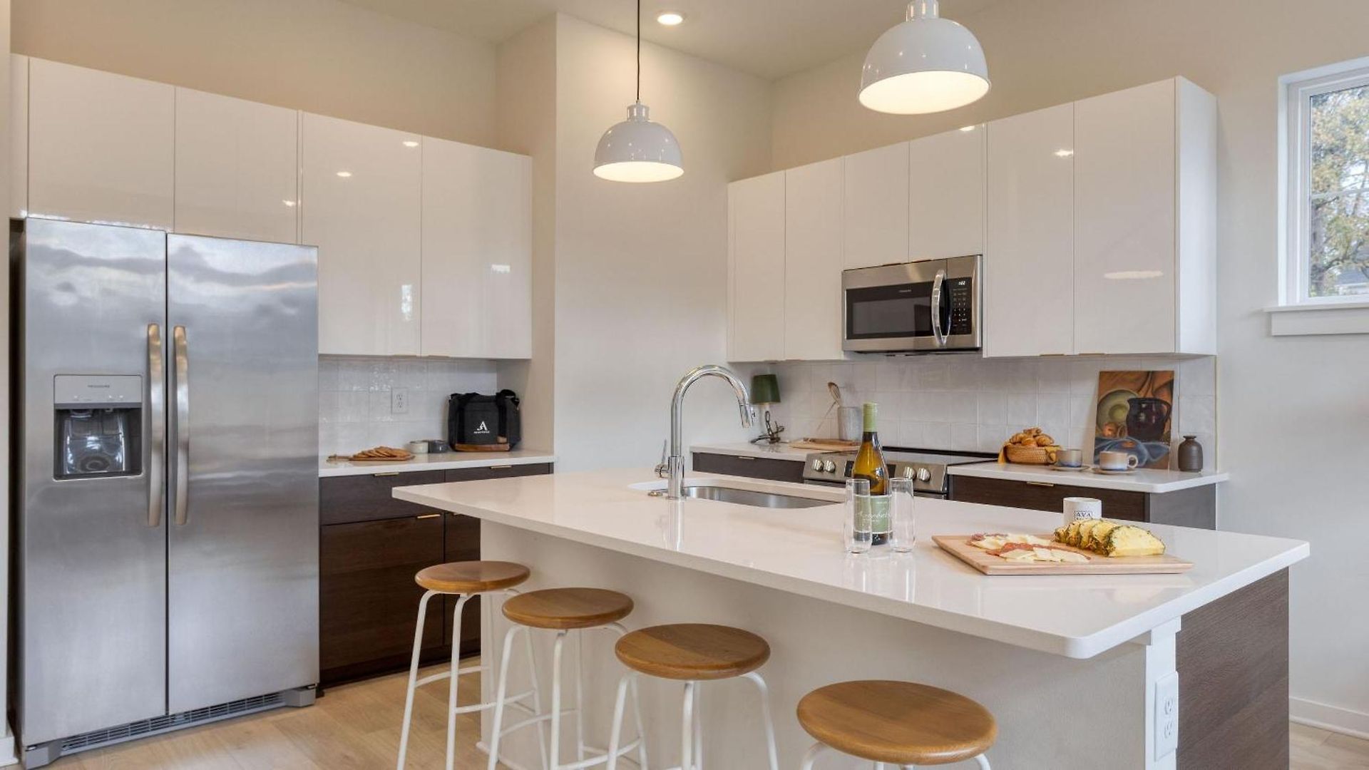 Holiday home Stunning New Build In East Nash Minutes To Broadway The Stage By Avantstay