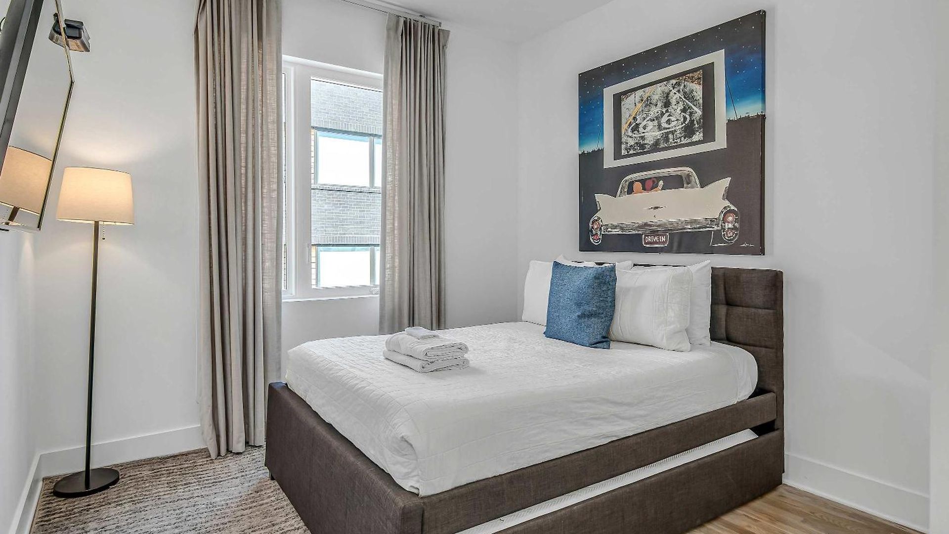 Spectacular Double Rooftop 7 Mins To Broadway *
