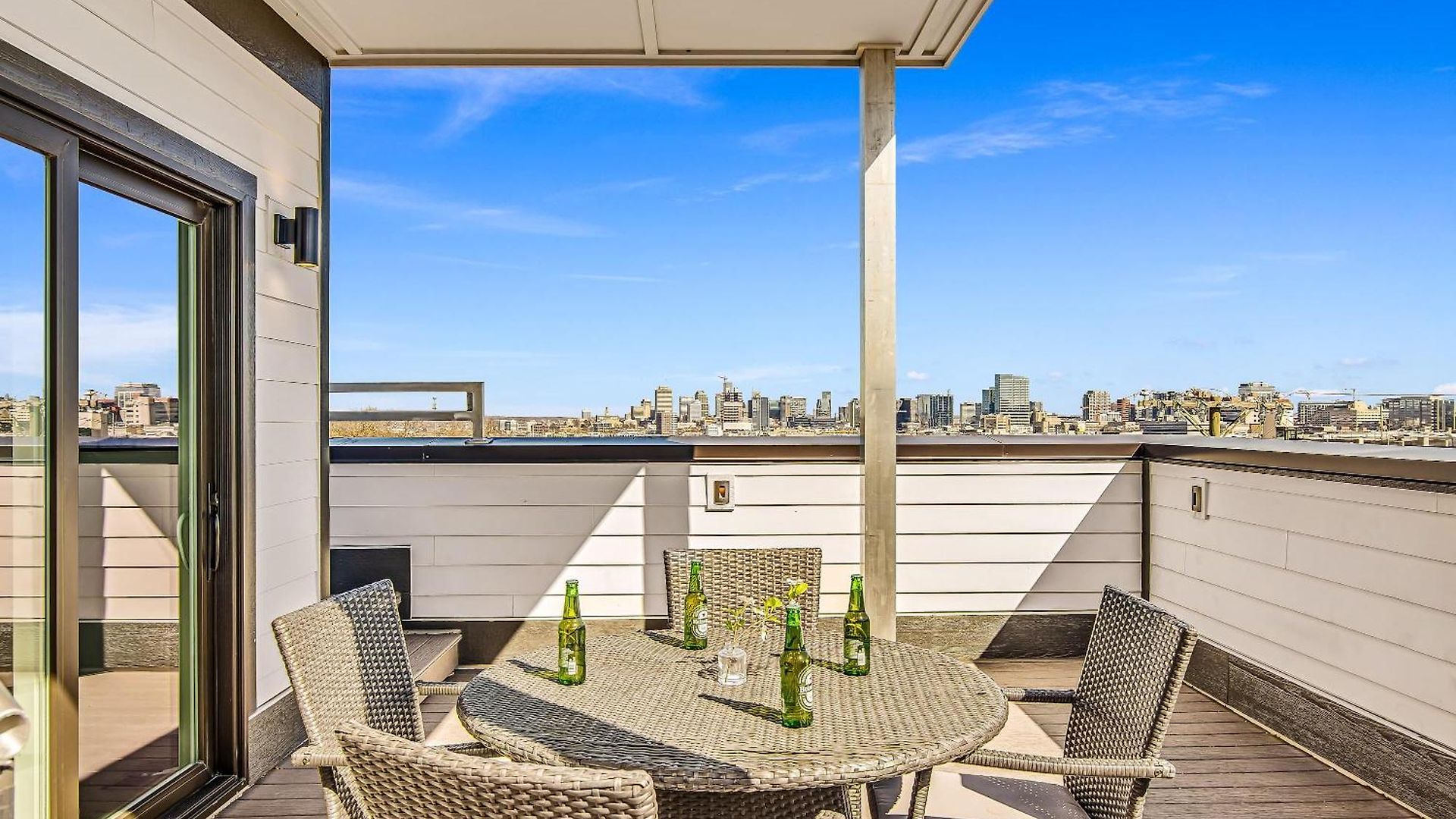 Spectacular Double Rooftop 7 Mins To Broadway
