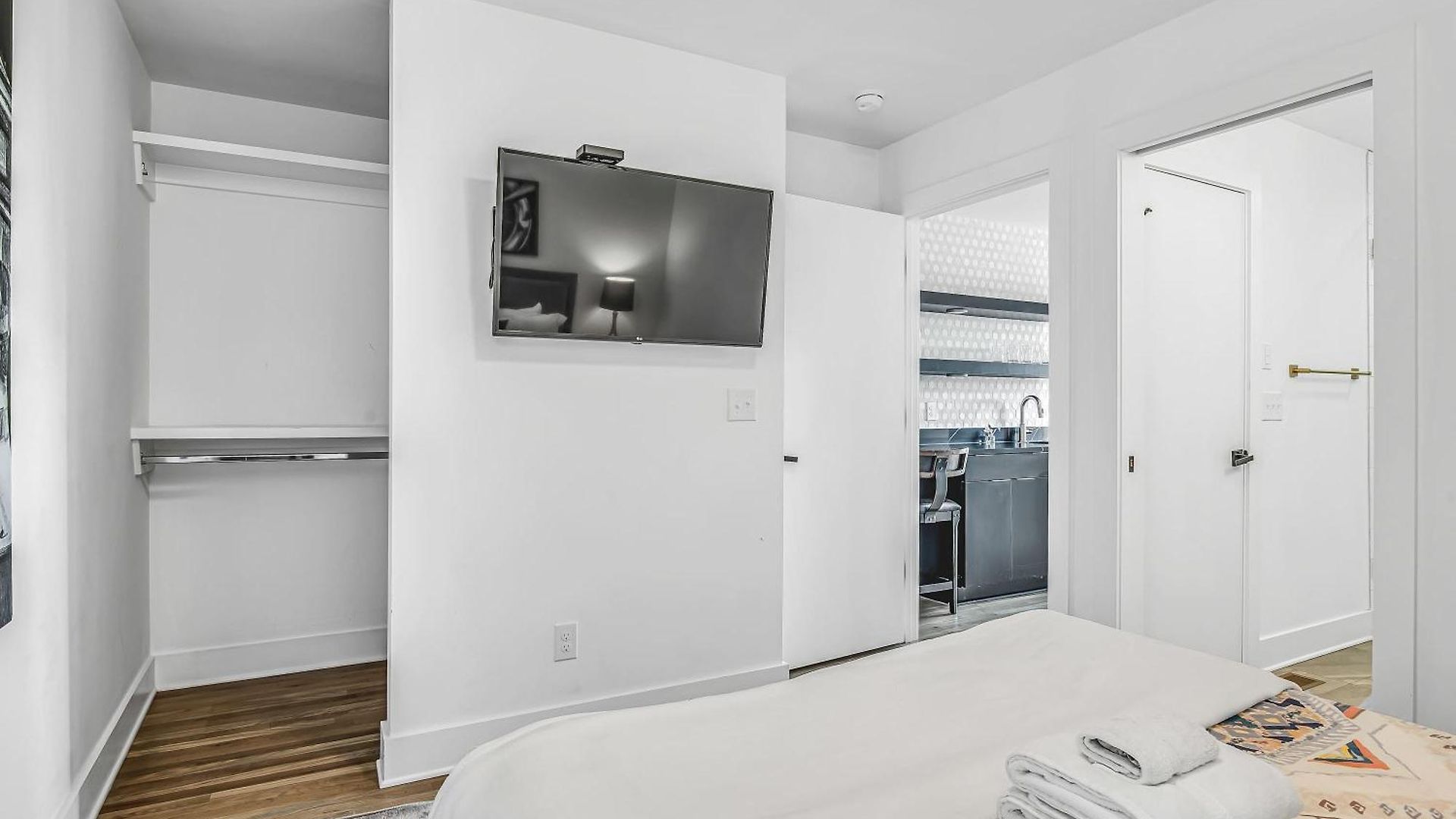 Spectacular Double Rooftop 7 Mins To Broadway *