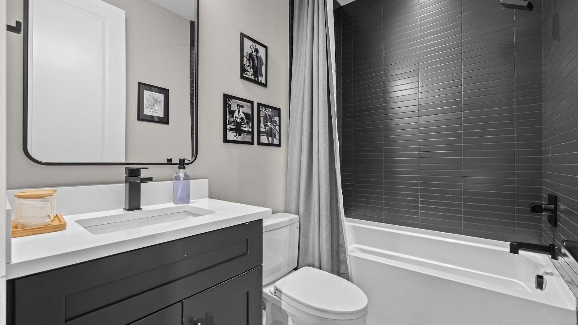 Close To Dt Speakeasy Poker Views Holiday home Nashville